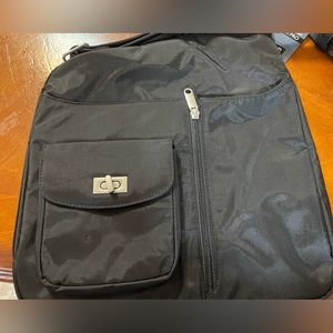 Magellan’s Vaultpro Purse